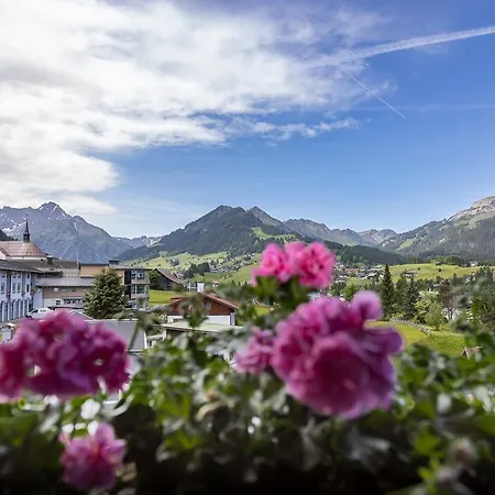 Gaestehaus Etschmann Riezlern Exterior photo